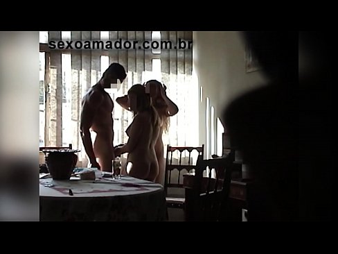 ❤️ Sexvenner inviterer en gigantisk mann og en trekant med seg ❤ Russisk porno hos oss no.bassaniluigi.ru ❤